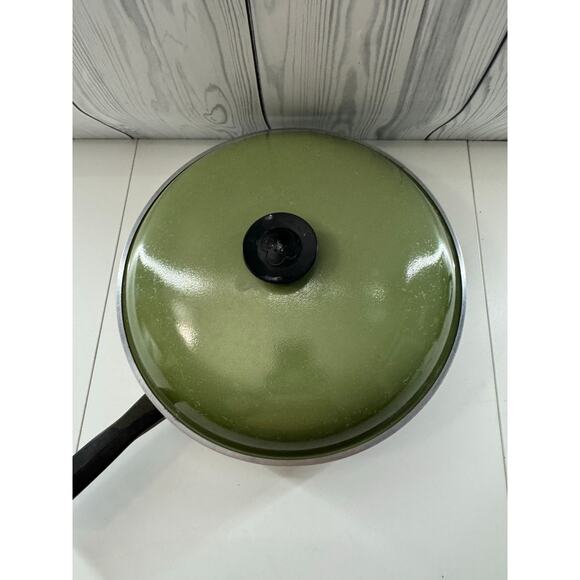 Club Aluminum Frying Pan with Lid 10 Inch Finish Avocado Green WORN - Picture 2 of 11